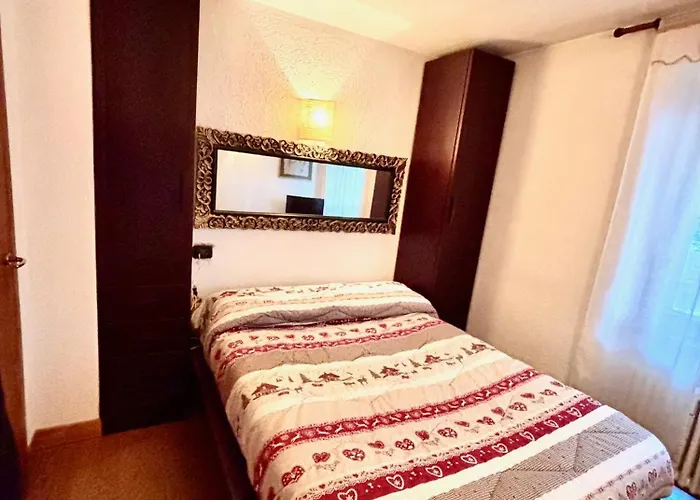 Caldo Rifugio Con Giardino In Pieno Centro 아파트