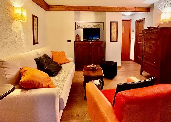 Appartement Caldo Rifugio Con Giardino In Pieno Centro Courmayeur